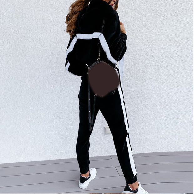 Simple pure color leisure sports suit