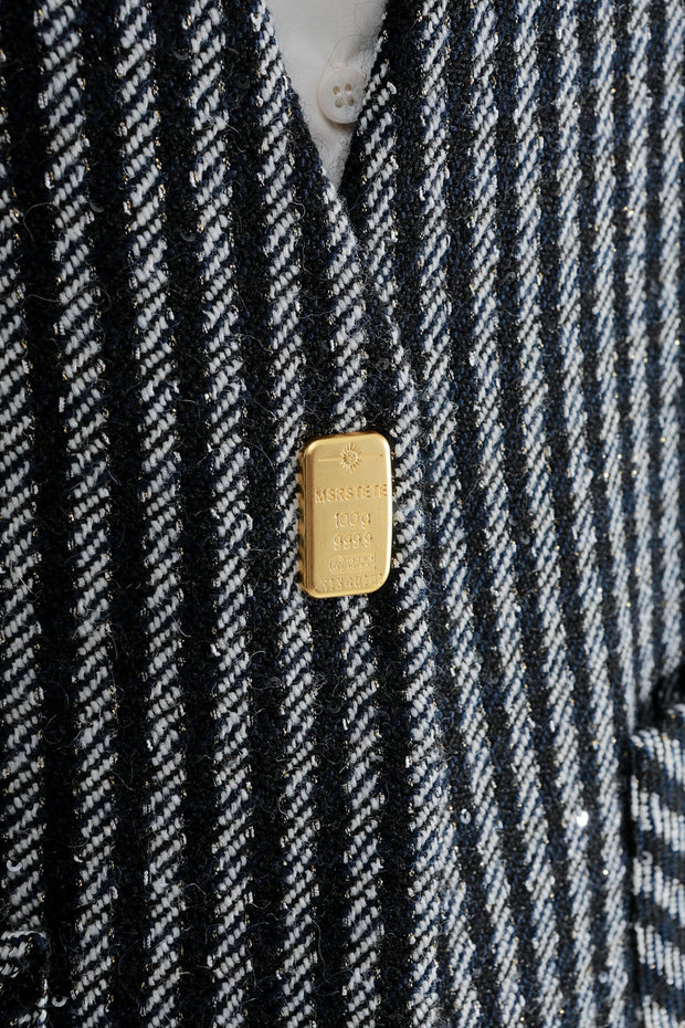 Nordic Striped Wool Blazer for Women – Elegant V-Neck Suit Jacket with Metal Buckle and Structured Shoulders, Fall Office Wear