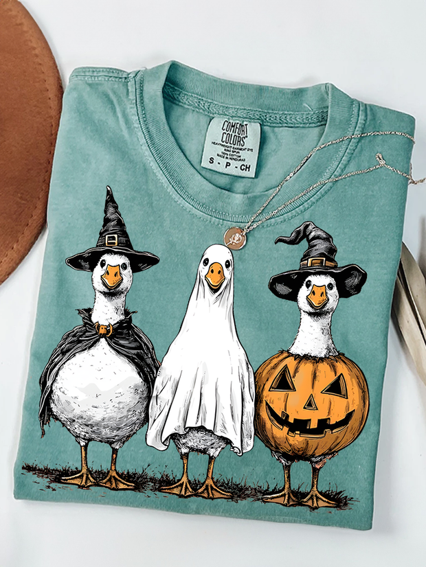 Boo Ghost Halloween Goose  Retro T-shirt
