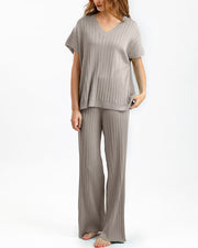 V-neck loose top + pleated wide-leg pants two-piece set