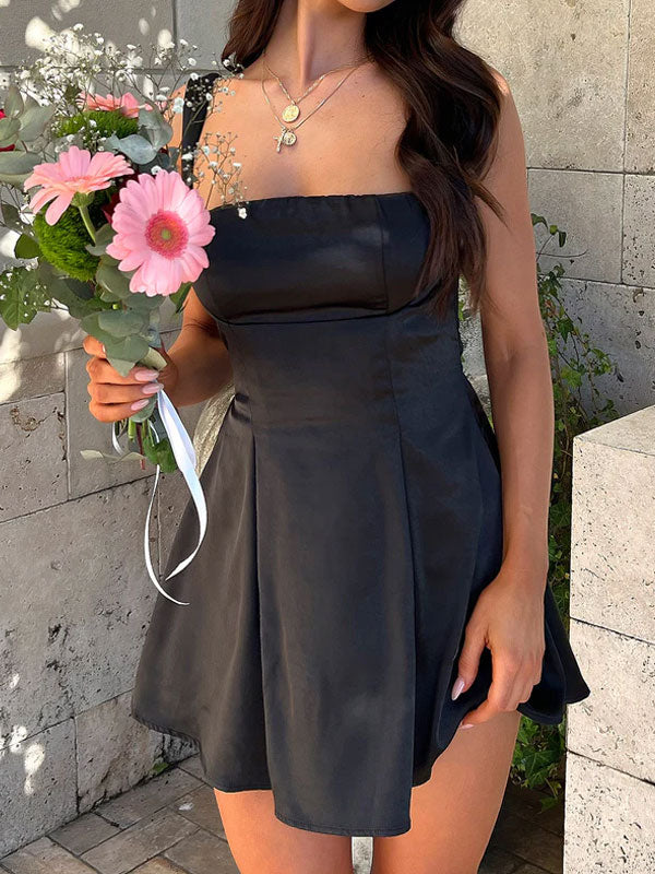 Square neck satin bow dress