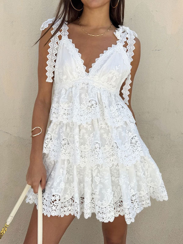 V neck tiered lace mini dress