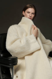 Luxury Suri Alpaca Wool Coat for Women – Double-Faced Winter Fur-Trim Overcoat with Chic Lapel Collar