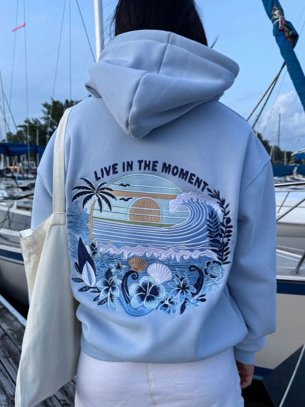 Crew neck embroided hoodie