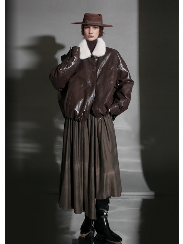 Luxury Sheepskin Down Jacket – Short Oil-Wax Leather Coat with Mink Fur Collar & Goose Down Fill, Winter Outerwear