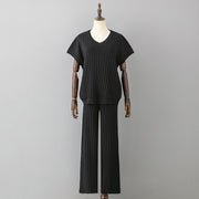 V-neck loose top + pleated wide-leg pants two-piece set