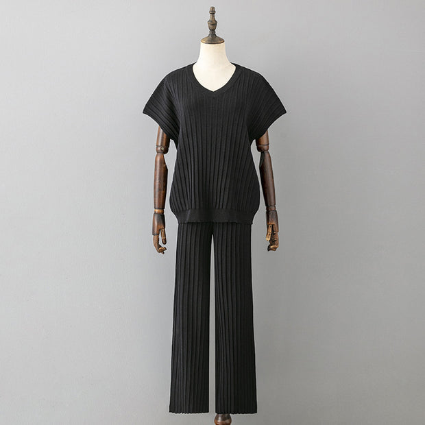 V-neck loose top + pleated wide-leg pants two-piece set