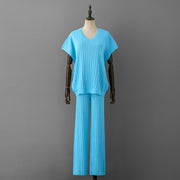 V-neck loose top + pleated wide-leg pants two-piece set