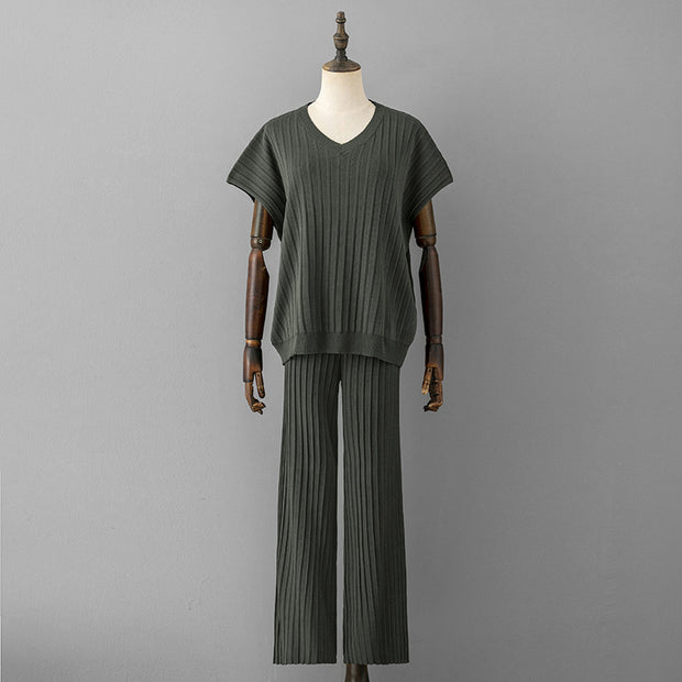 V-neck loose top + pleated wide-leg pants two-piece set