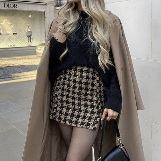 Autumn And Retro Winter Elegant Plaid Skirt