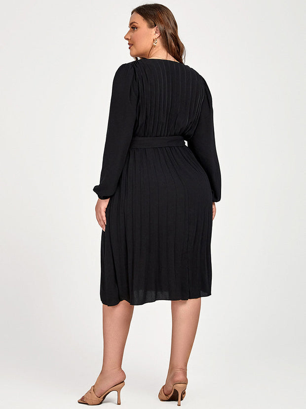 Plus Black Pleated Pocket Solid Tie Midi Dress