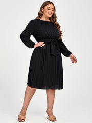 Plus Black Pleated Pocket Solid Tie Midi Dress