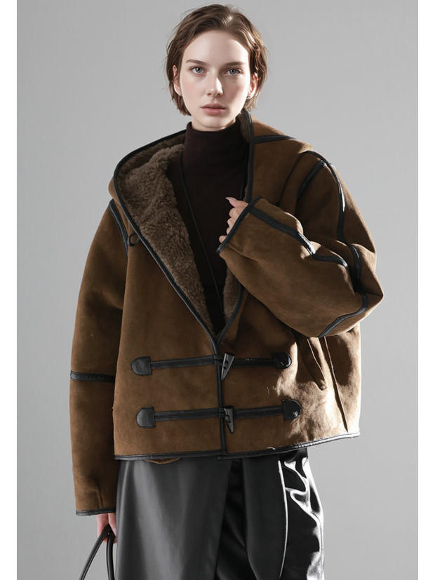 Reversible Women’s Suede & Shearling Coat – Luxury Hooded Duffle Toggle Jacket for Autumn/Winter