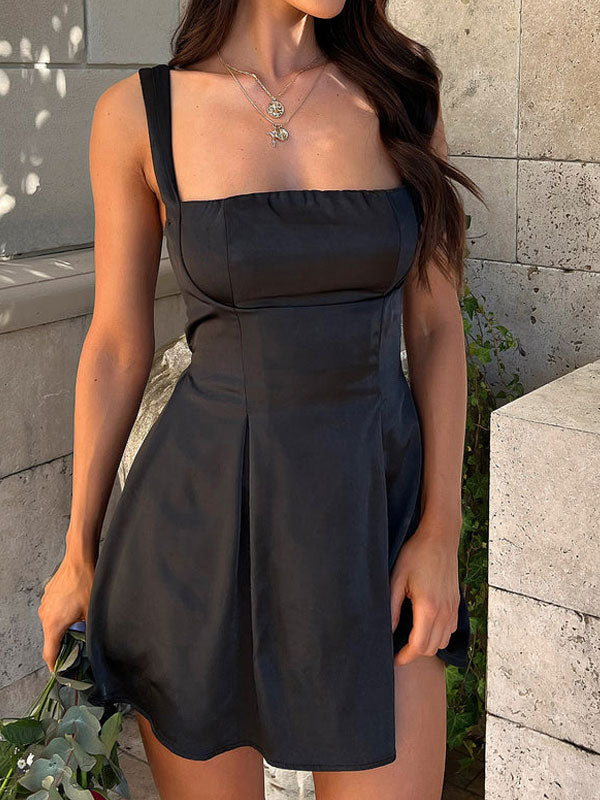 Square neck satin bow dress