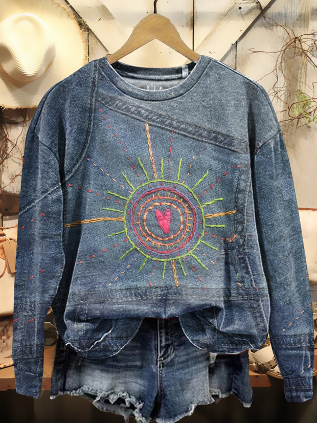 Artistic Print Sweatshirt with Heart-Shaped Line Pattern