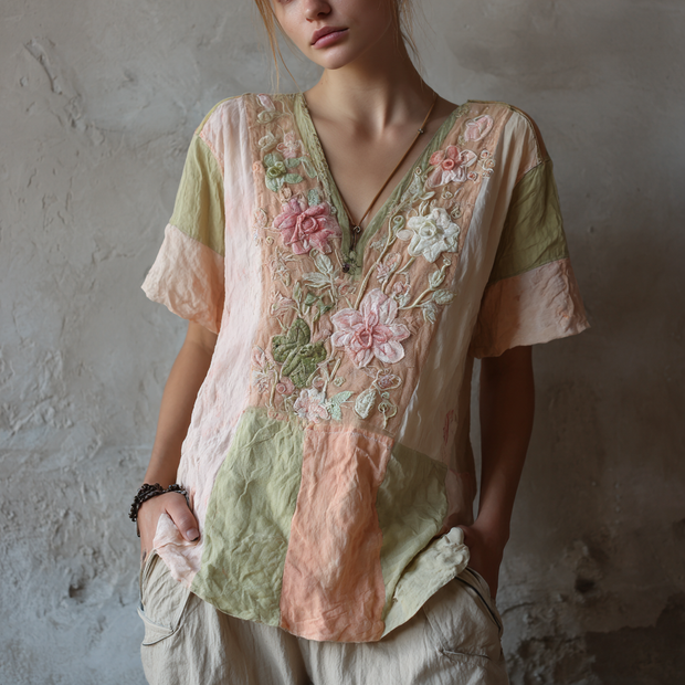Women's Vintage Floral Art Stitching V-neck T-shirt