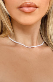 Leya White Pearl Choker Necklace