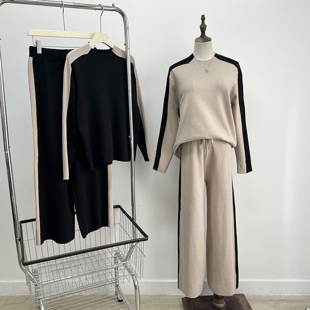 Half-turtleneck sweater and cropped pants two-piece set