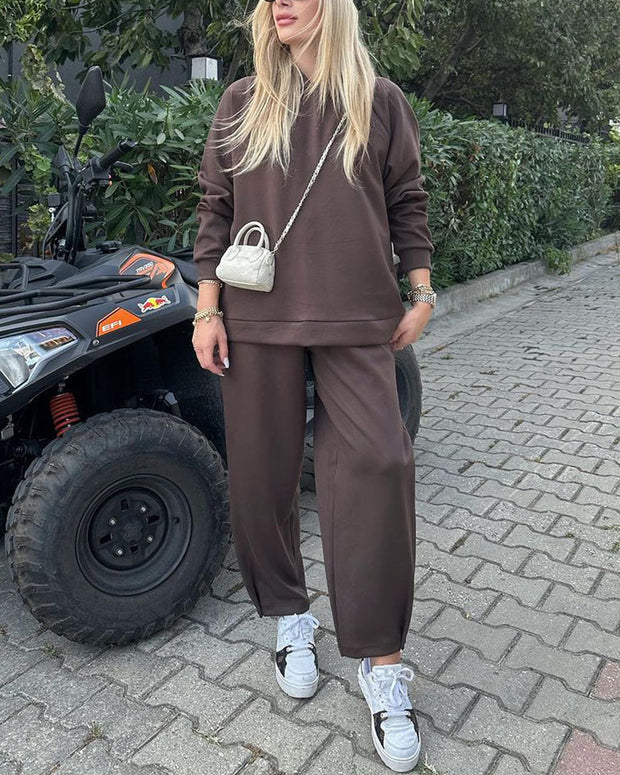 Hooded raglan sleeves and ankle-length trousers two-piece set