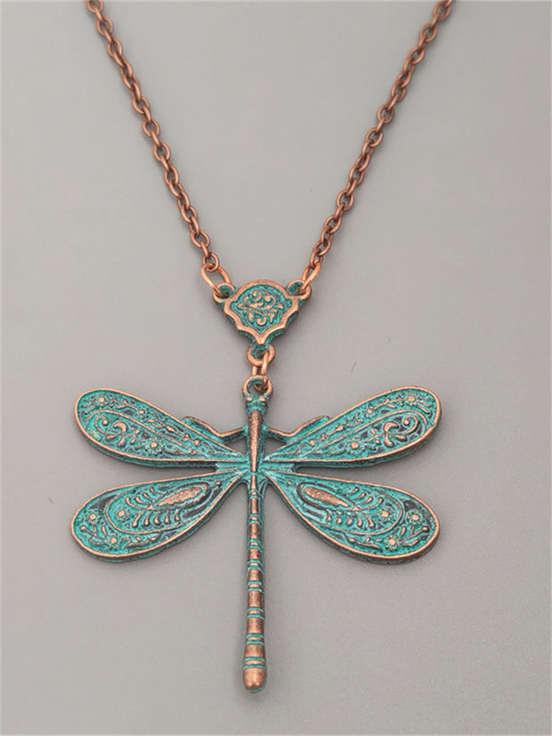 Retro And Fashion Dragonfly Pendant Necklace