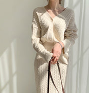 Temperament and personality knitted suit