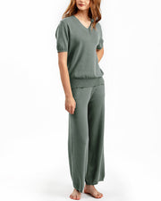 V-neck loose slit sweater straight-leg trousers two-piece set