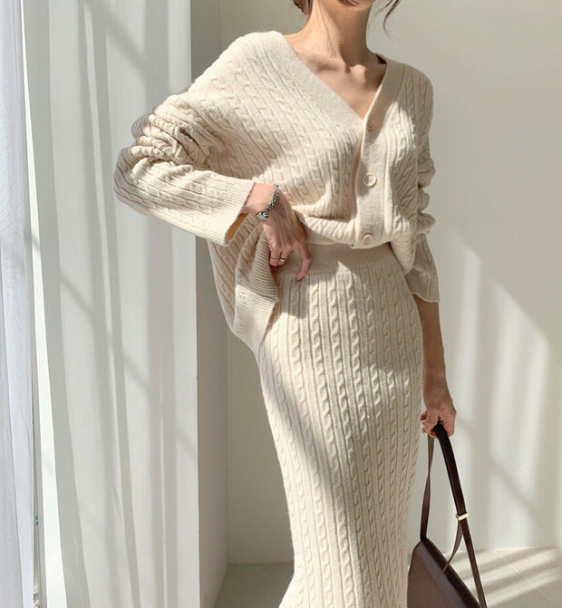 Temperament and personality knitted suit