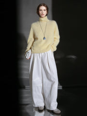 Luxury Cashmere Turtleneck Sweater – Seamless Design, Soft Brushed Knit, Solid Color Warm Pullover for Fall Winter