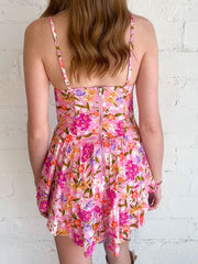 Thin straps v neck dress