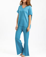 V-neck loose top + pleated wide-leg pants two-piece set