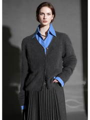 Elegant Cashmere Brushed Knit Cardigan – Soft Luxury Sweater Jacket for Women, Cozy Chic Layer for Fall