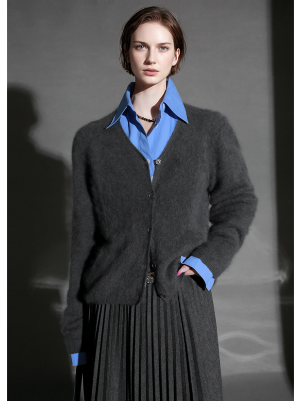 Elegant Cashmere Brushed Knit Cardigan – Soft Luxury Sweater Jacket for Women, Cozy Chic Layer for Fall