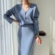 Temperament and personality knitted suit